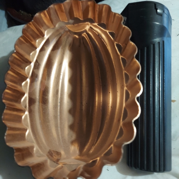 Vintage copper molds - Picture 3 of 3
